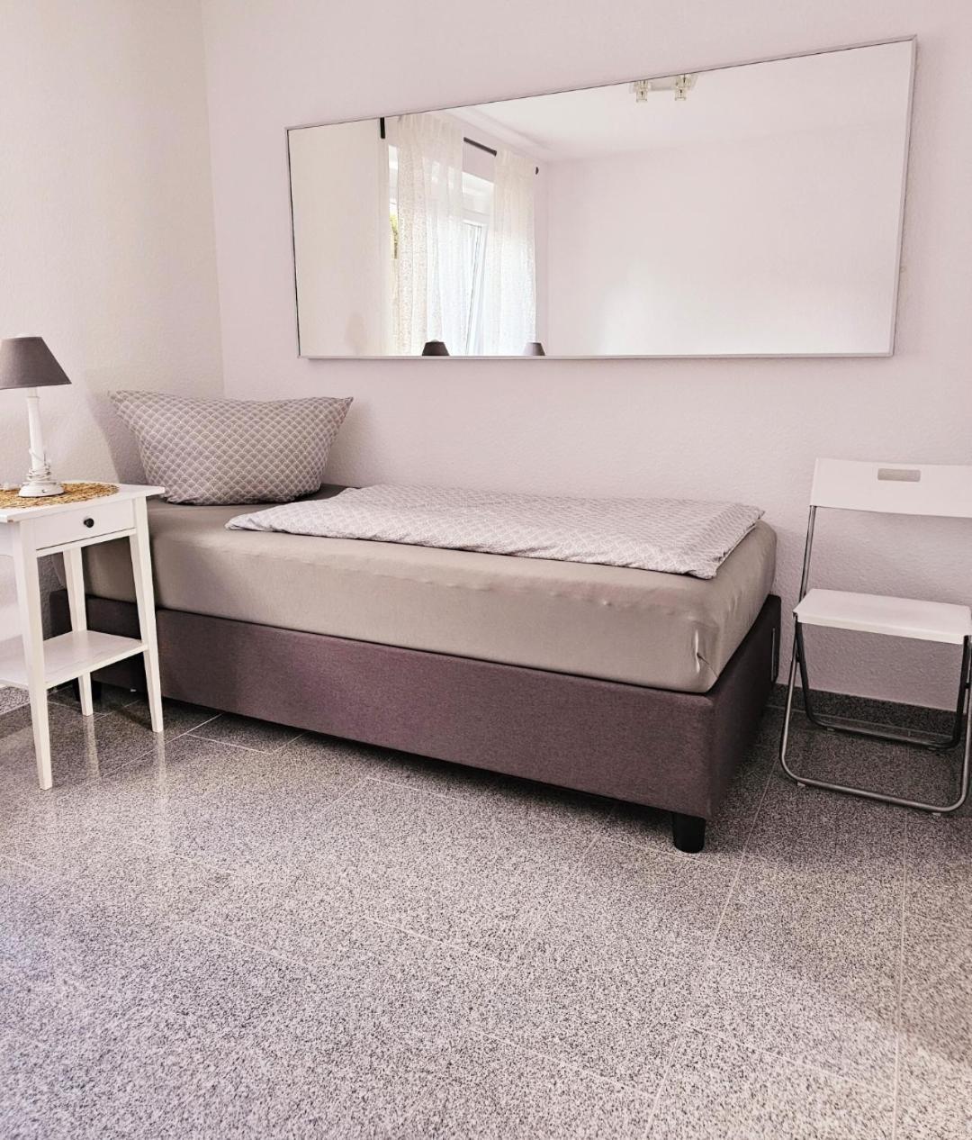 Ferienwohnung Синшайм Екстериор снимка